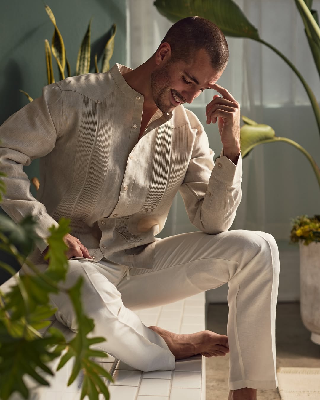 Guayabera de boda para hombre, 100 % lino, con cuello mandarín y detalles plisados