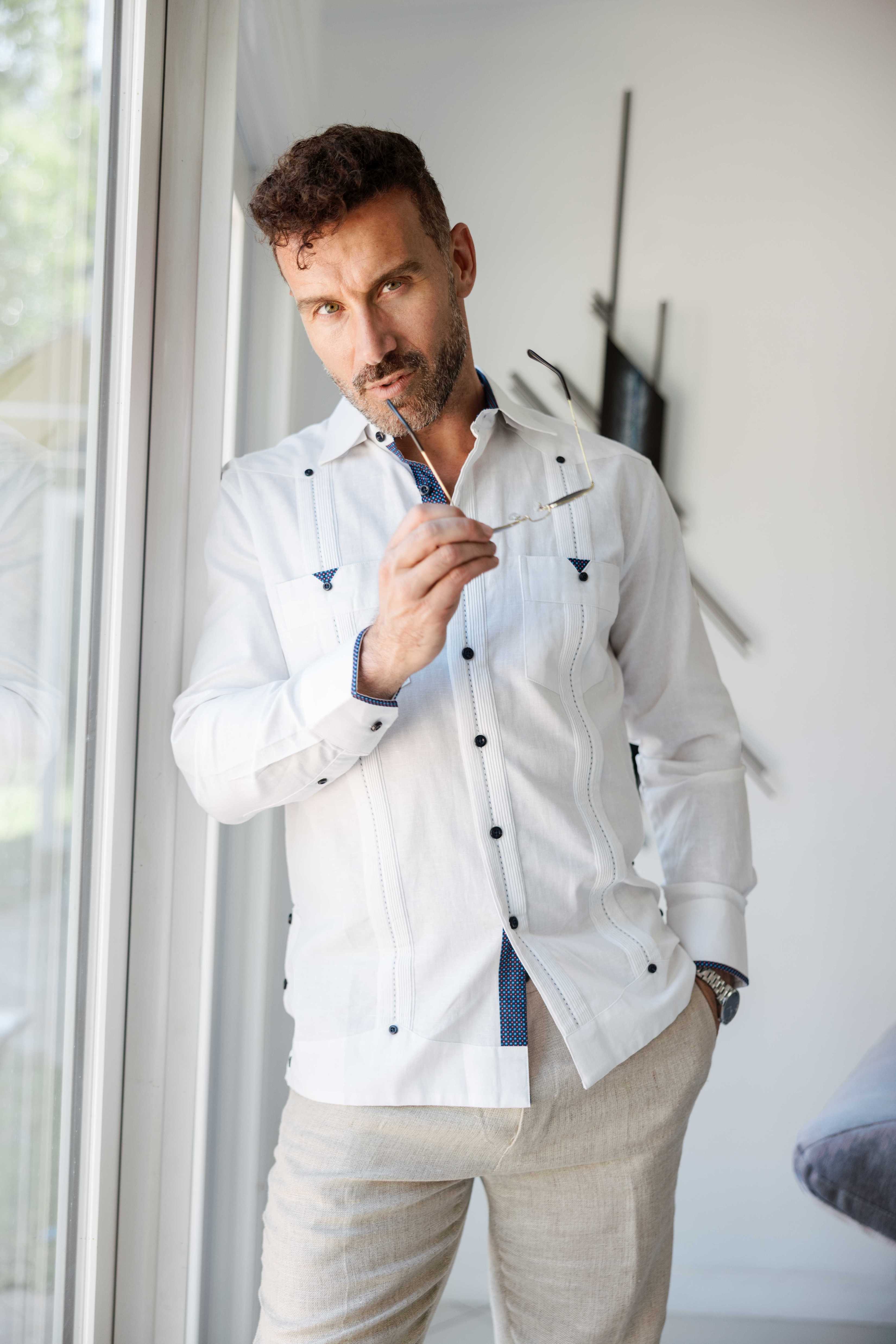 Camisa guayabera de lino 100 % para hombre, manga larga, con detalle estampado