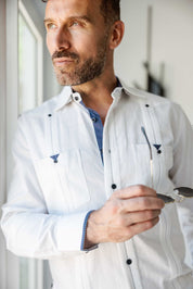 Camisa guayabera de lino 100 % para hombre, manga larga, con detalle estampado