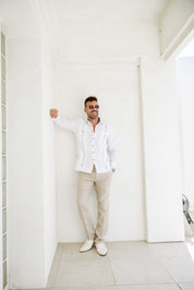 Camisa Guayabera para Hombre 100% Lino con Ribete en Contraste Manga Larga y Puño Francés