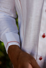 Camisa Guayabera para Hombre 100% Lino con Ribete en Contraste Manga Larga y Puño Francés