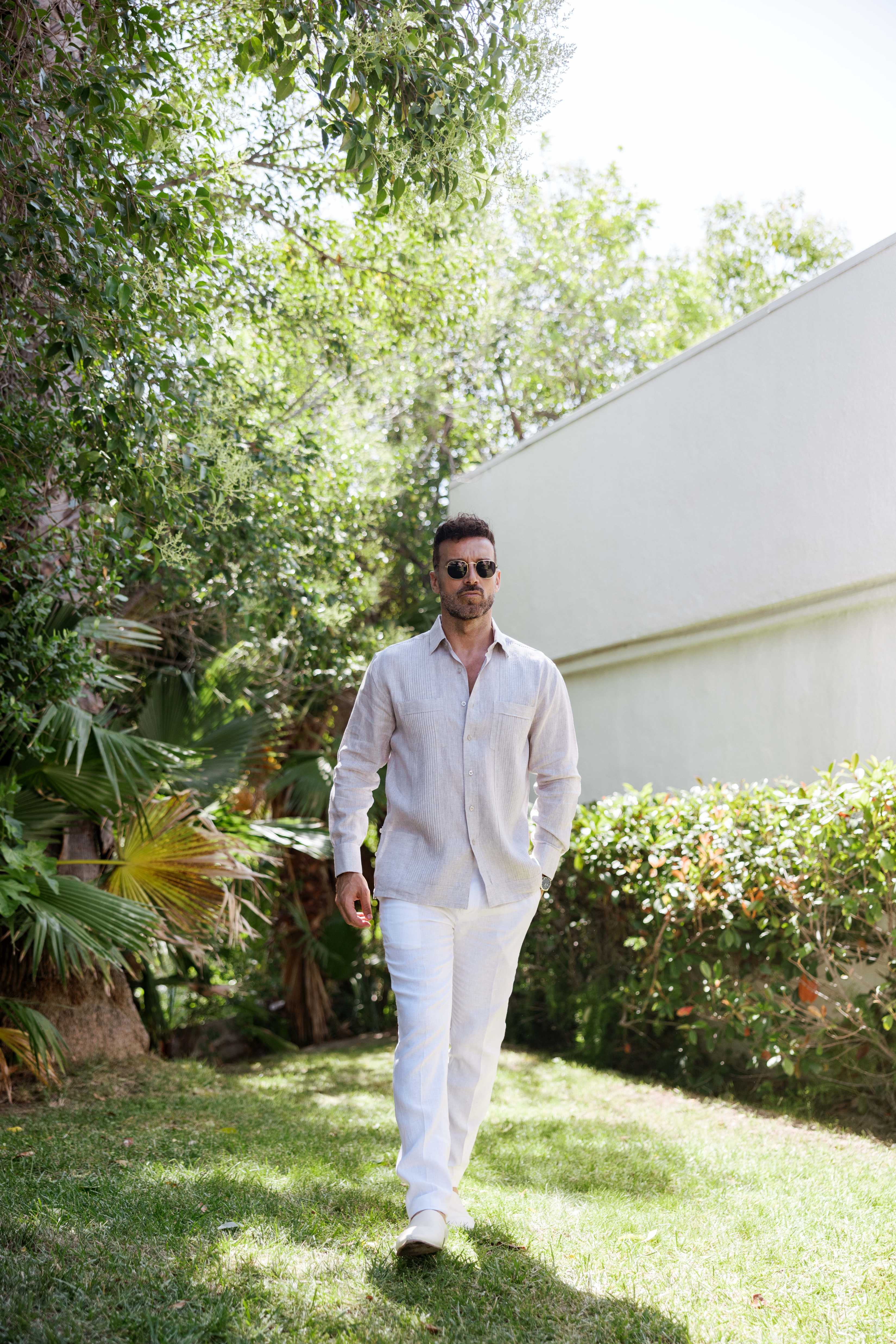 Camisa Guayabera de Lino 100% para Hombre, Manga Larga - Pliegues Tonales