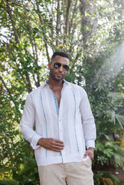 Camisa Guayabera de Lino 100% para Hombre, Manga Larga - Ribete Floral en Contraste y Bordado Azul