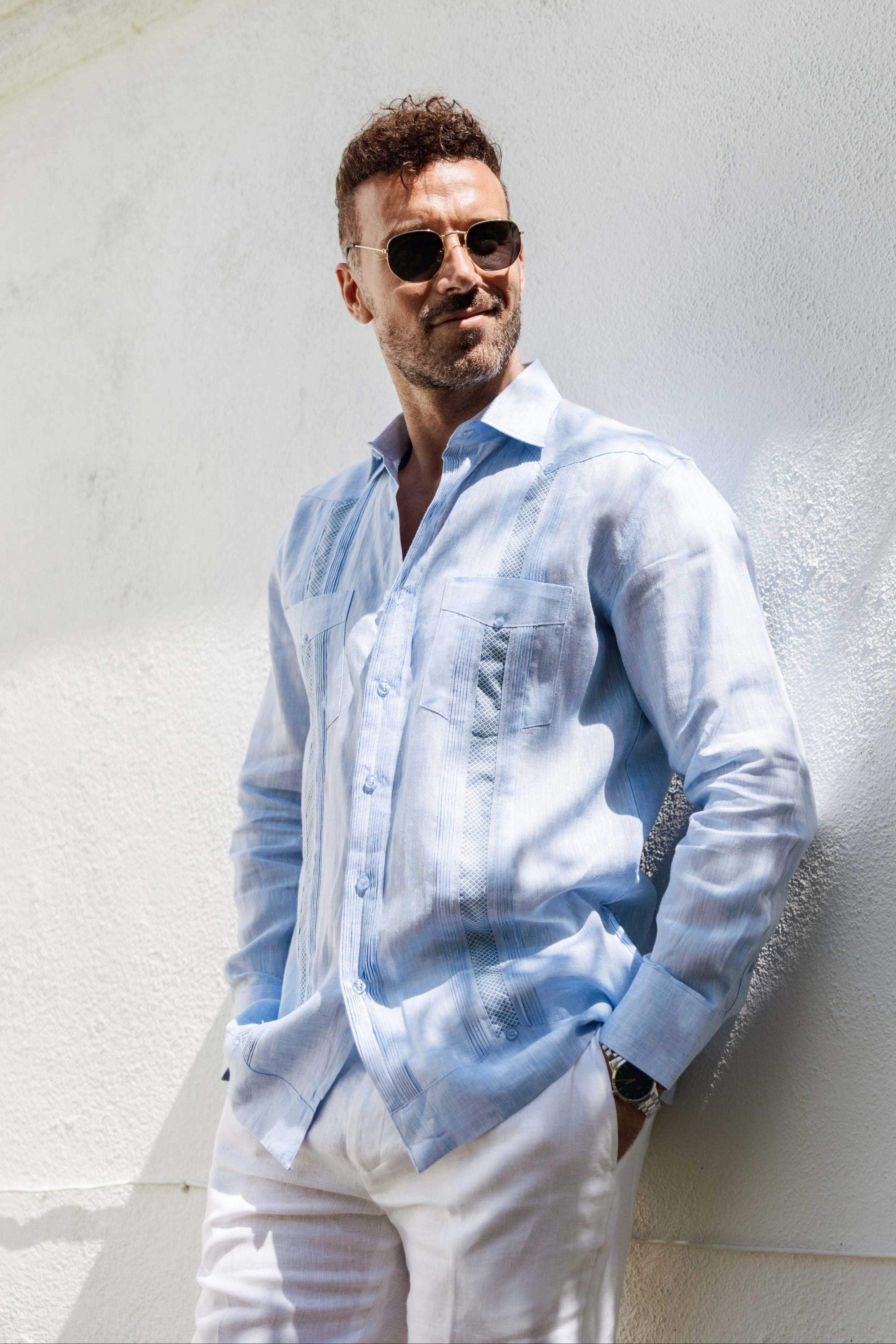 Camisa Guayabera de Lino 100% para Hombre, Manga Larga - Bordado Artesanal