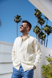 Camisa Guayabera de Lino 100% para Hombre, Manga Larga - Ribete Floral en Contraste y Bordado Azul