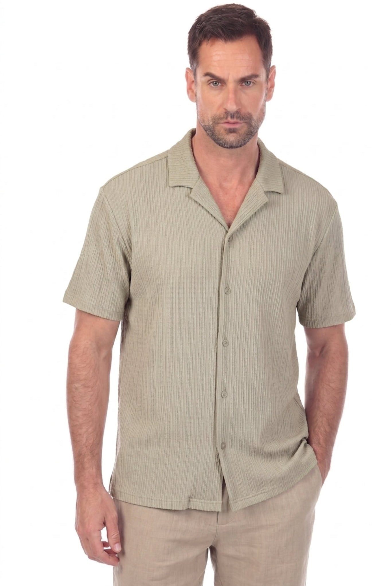 Polo elegante de primera calidad para hombre con moderno patrón de punto trenzado texturizado
