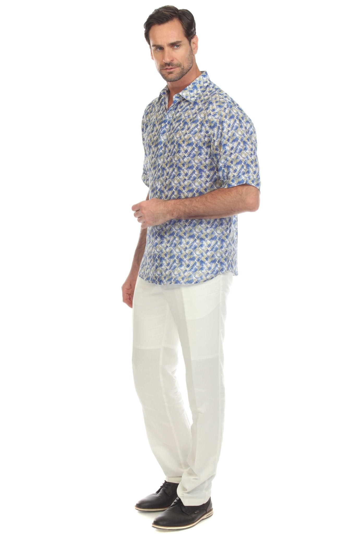 short sleeve button down with dress pants Men's Outfit: Blue Short Sleeve Shirt, Navy Dress Pants, Burgundy Leather Loafers, Dark Brown Sunglasses
