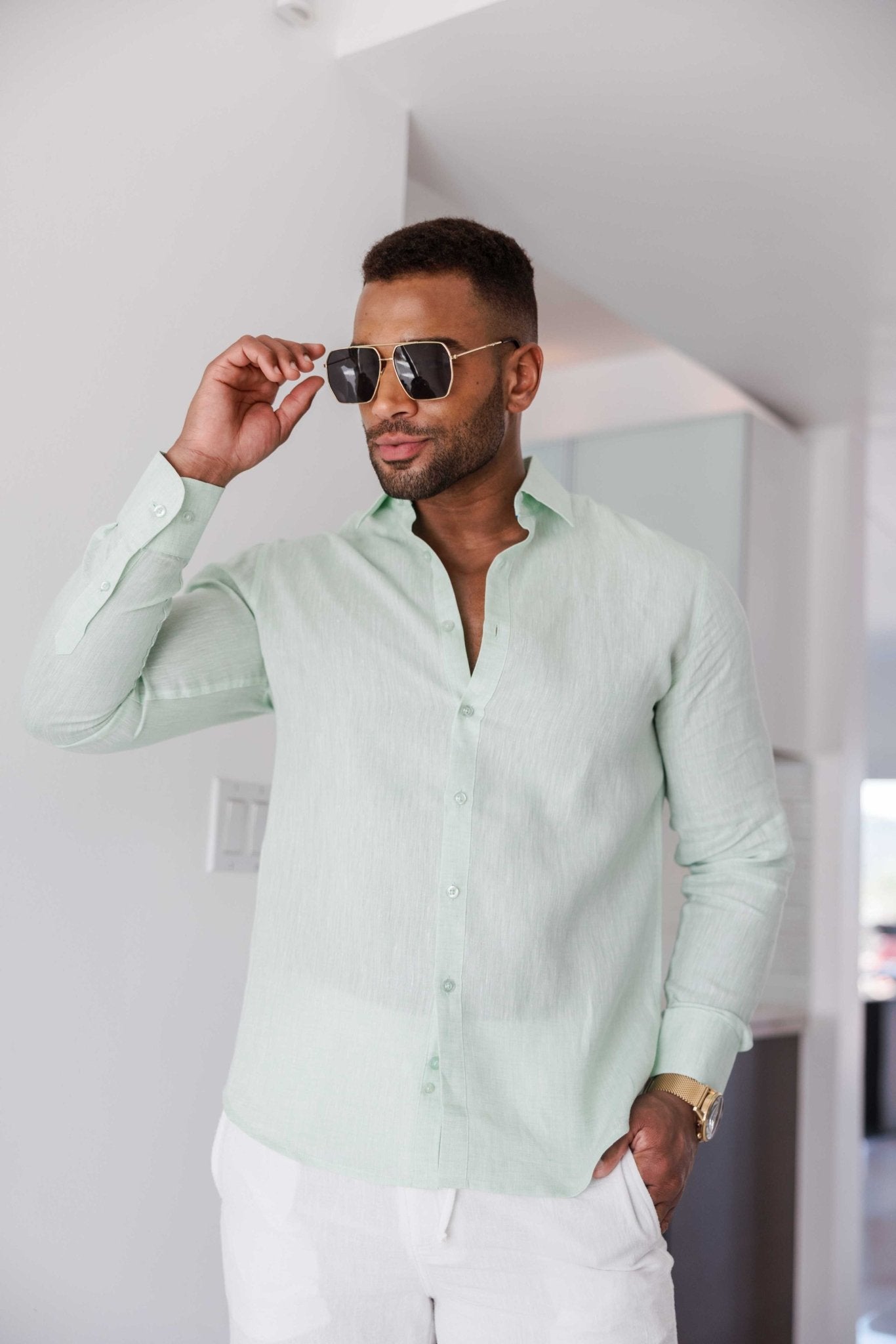Men's 100% Linen Long Sleeve Button-Down Shirt