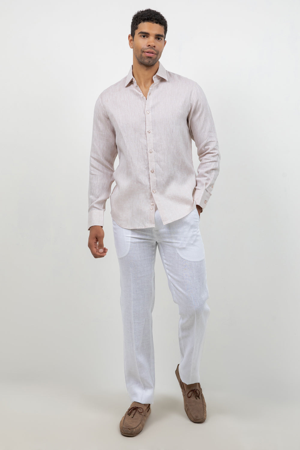 Camisa abotonada de manga larga 100% lino