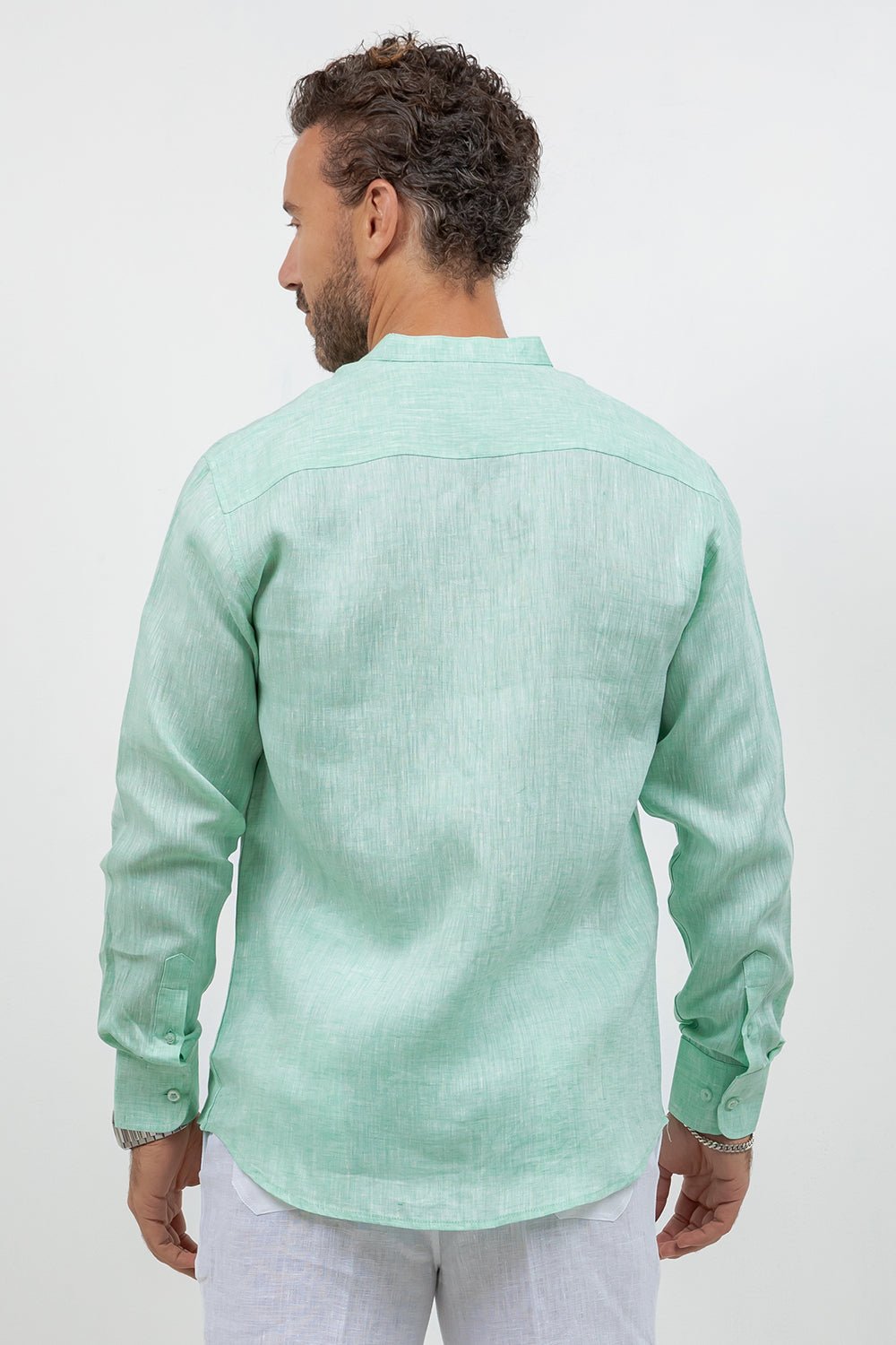 Camisa 100% lino de manga larga con cuello mao