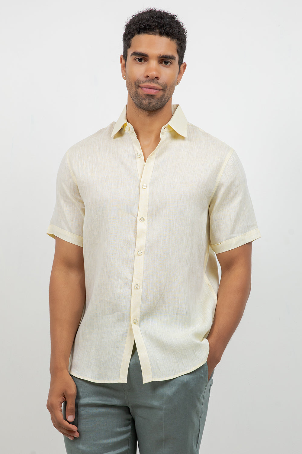 Camisa de lino 100% de manga corta con botones