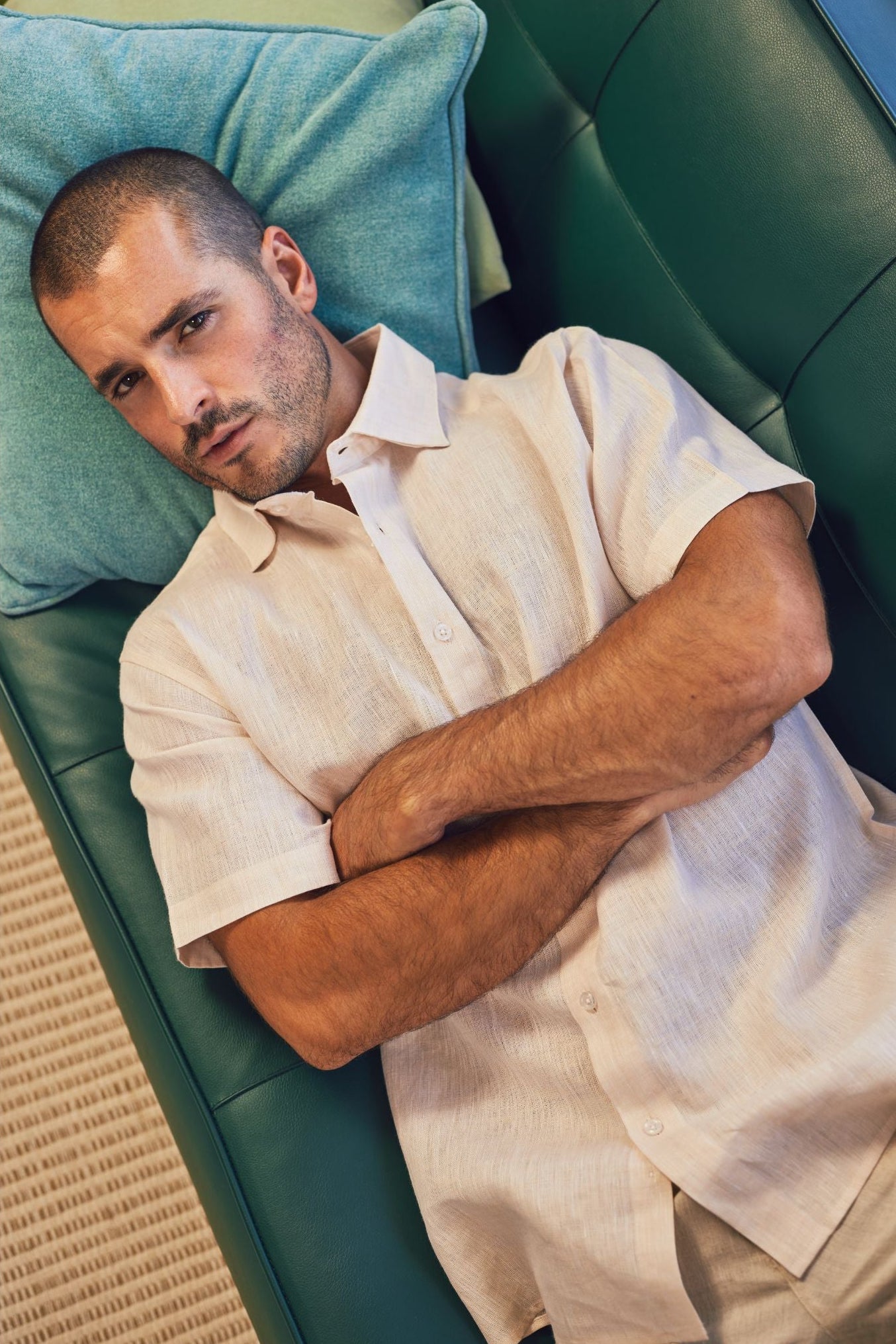 Camisa de lino 100% de manga corta con botones