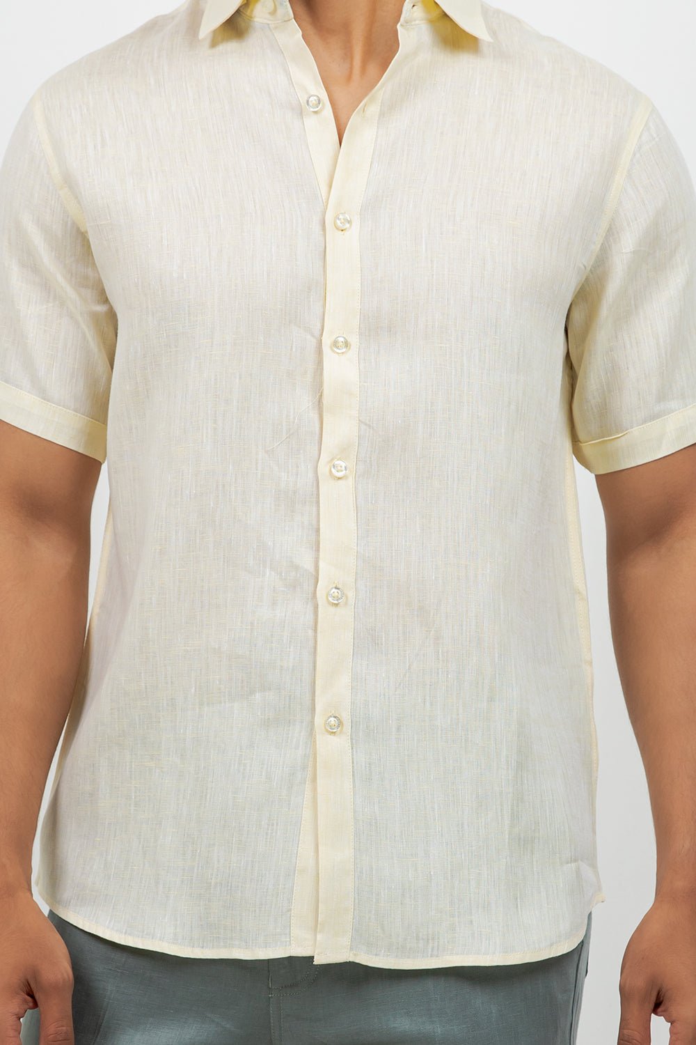 Camisa de lino 100% de manga corta con botones
