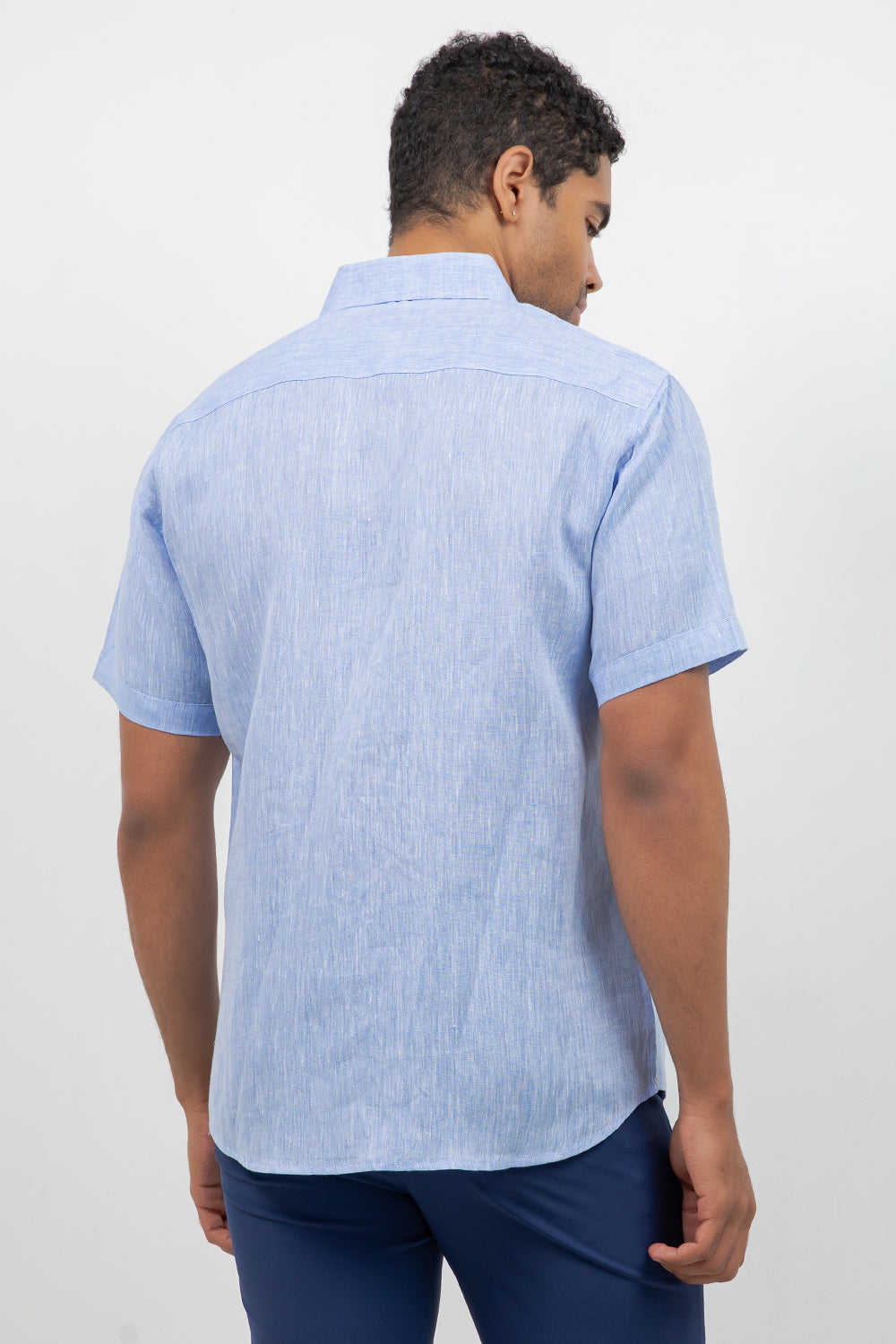 Camisa de lino 100% de manga corta con botones