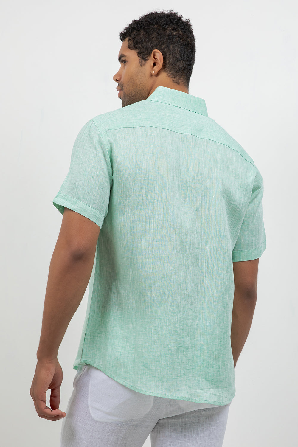 Camisa de lino 100% de manga corta con botones