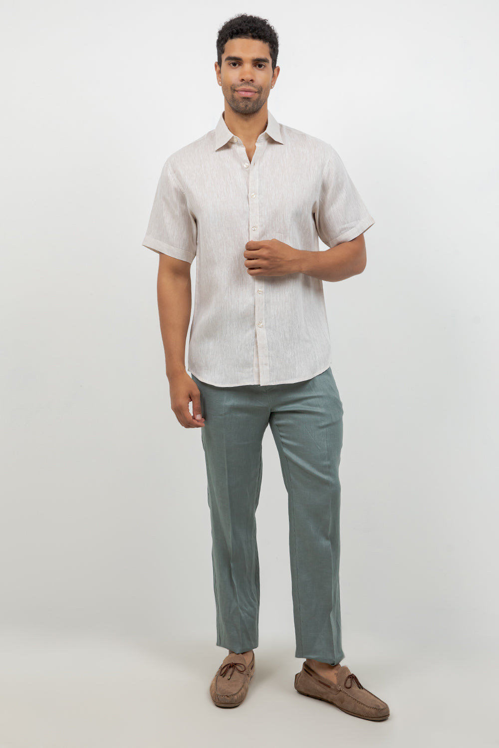 Camisa de lino 100% de manga corta con botones