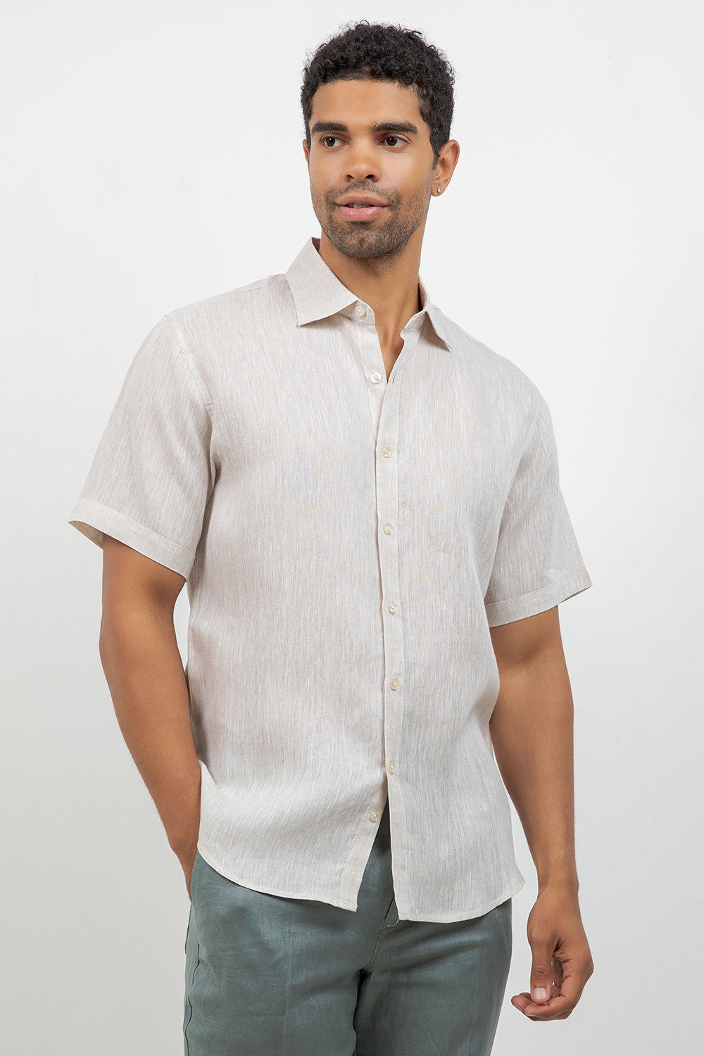 Camisa de lino 100% de manga corta con botones