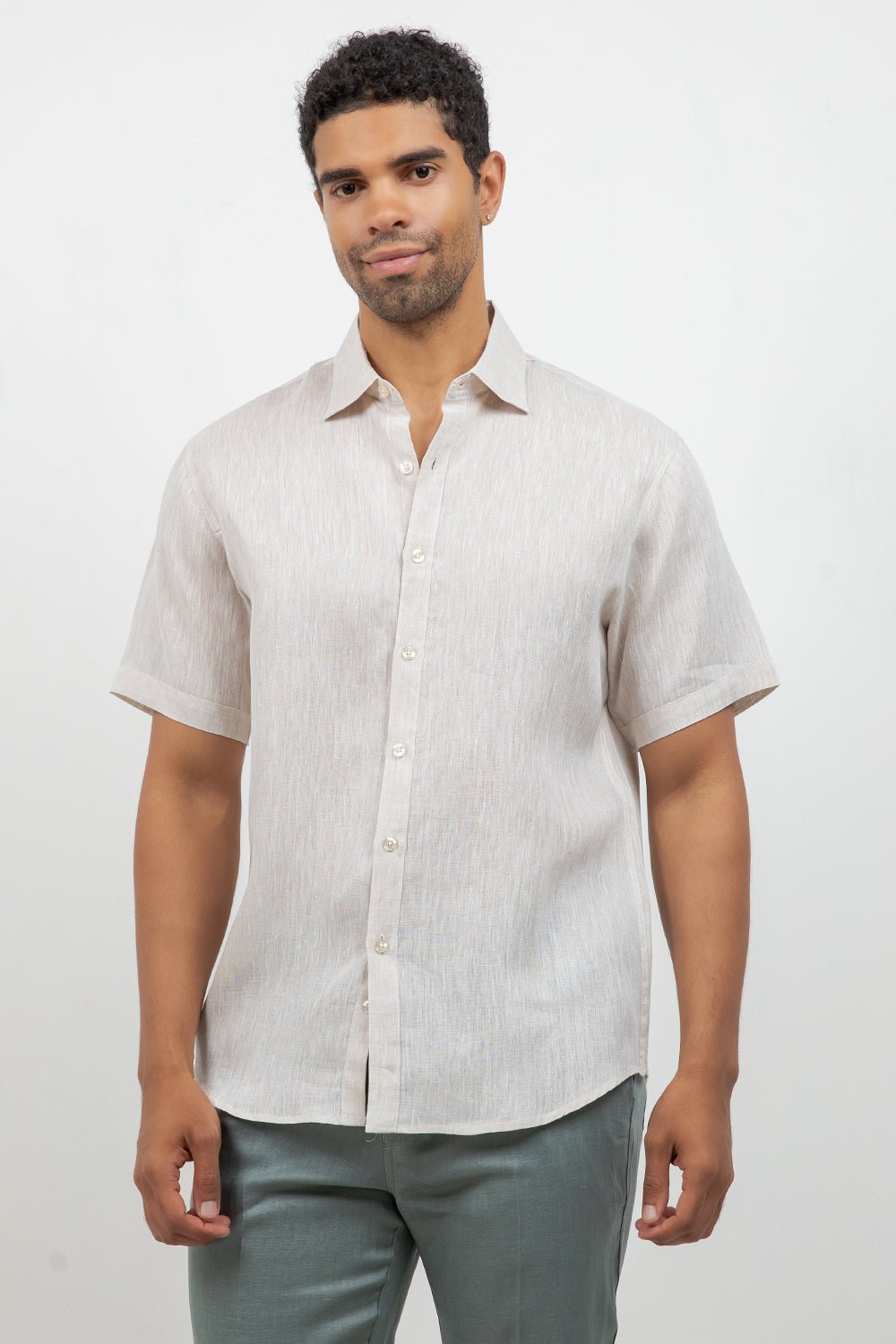 Camisa de lino 100% de manga corta con botones