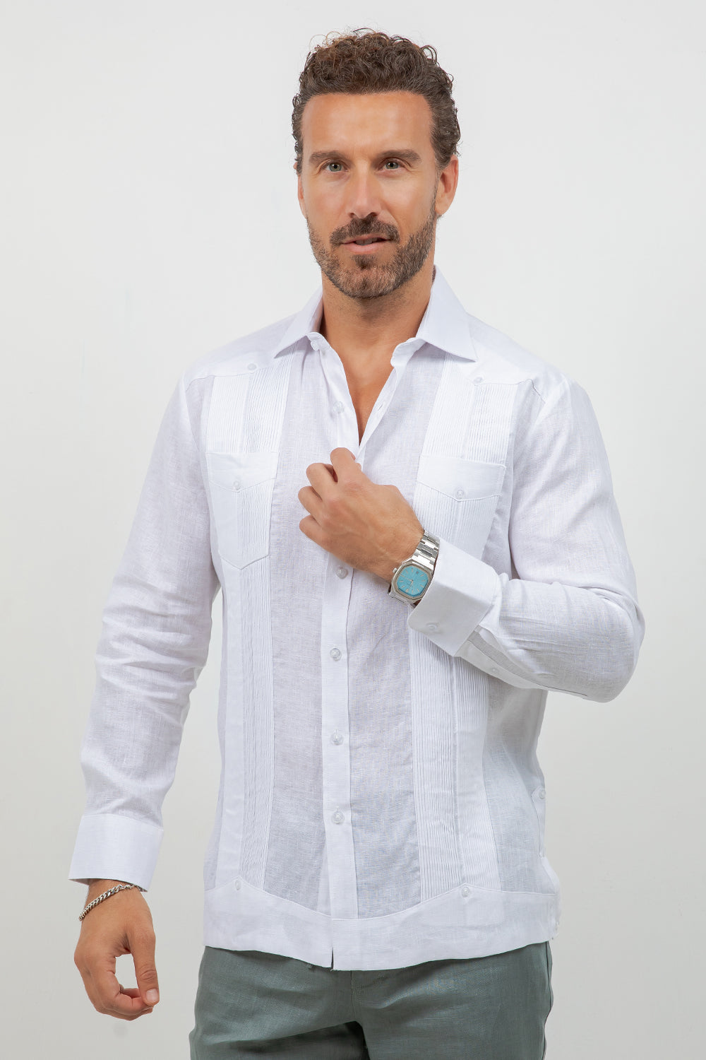 Camisa guayabera de manga larga de lino 100 % teñida en hilo con dos bolsillos