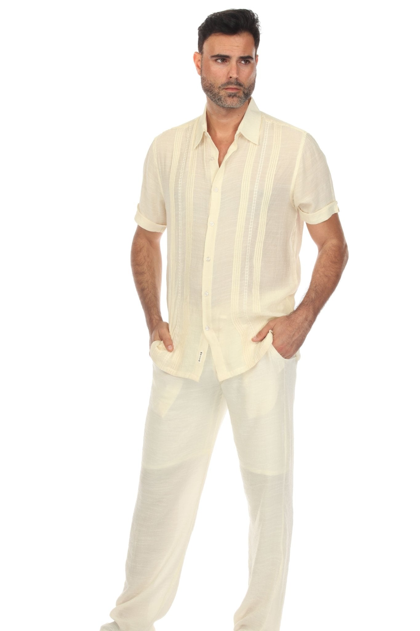 Camisa abotonada playera bordada con bordado vertical tonal