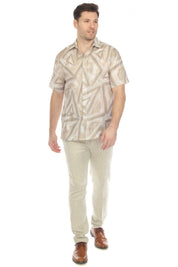 Camisa de manga corta con estampado geométrico neutro 100 % lino