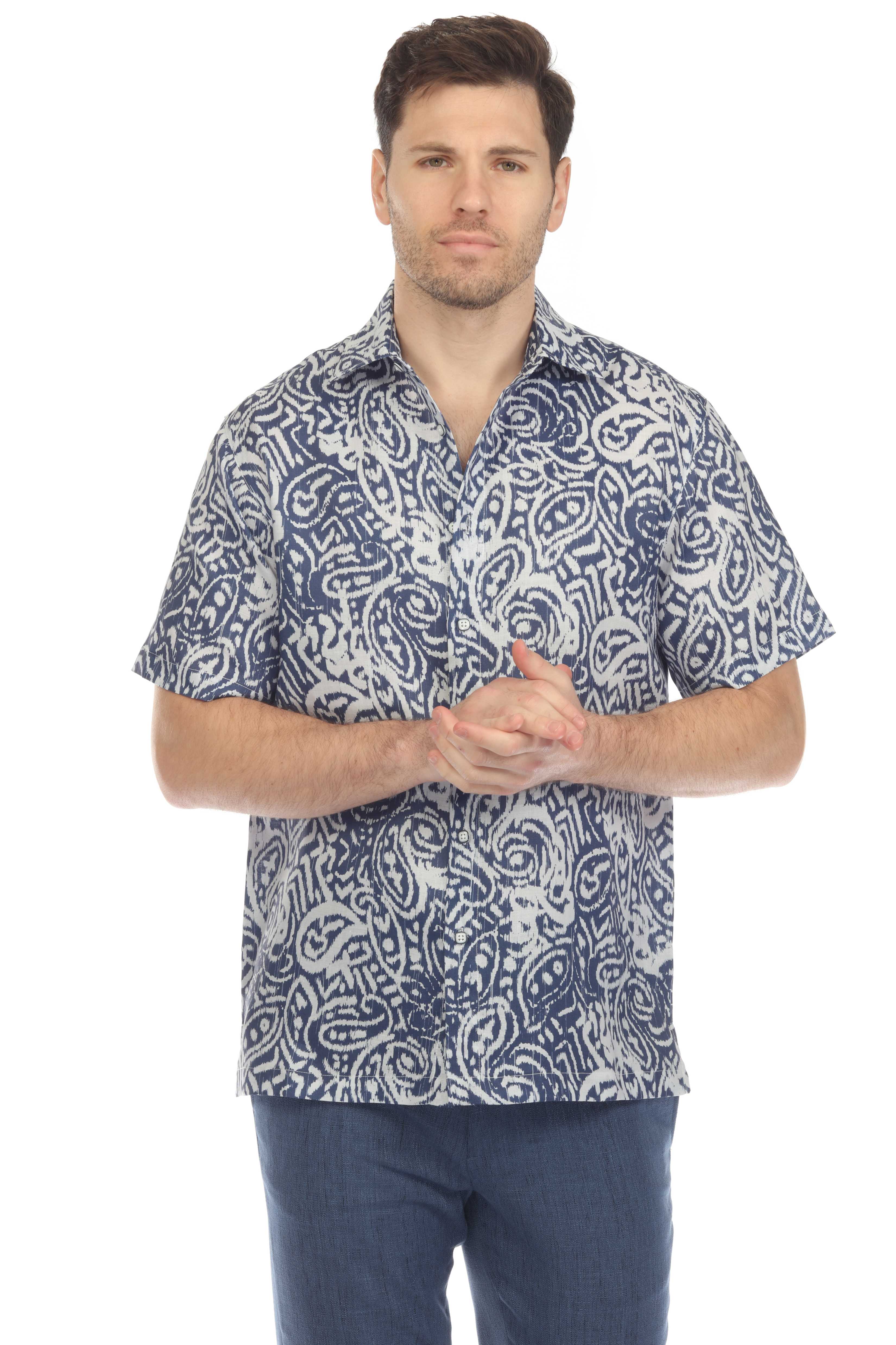 Camisa de lino 100 % de manga corta con estampado abstracto azul marino