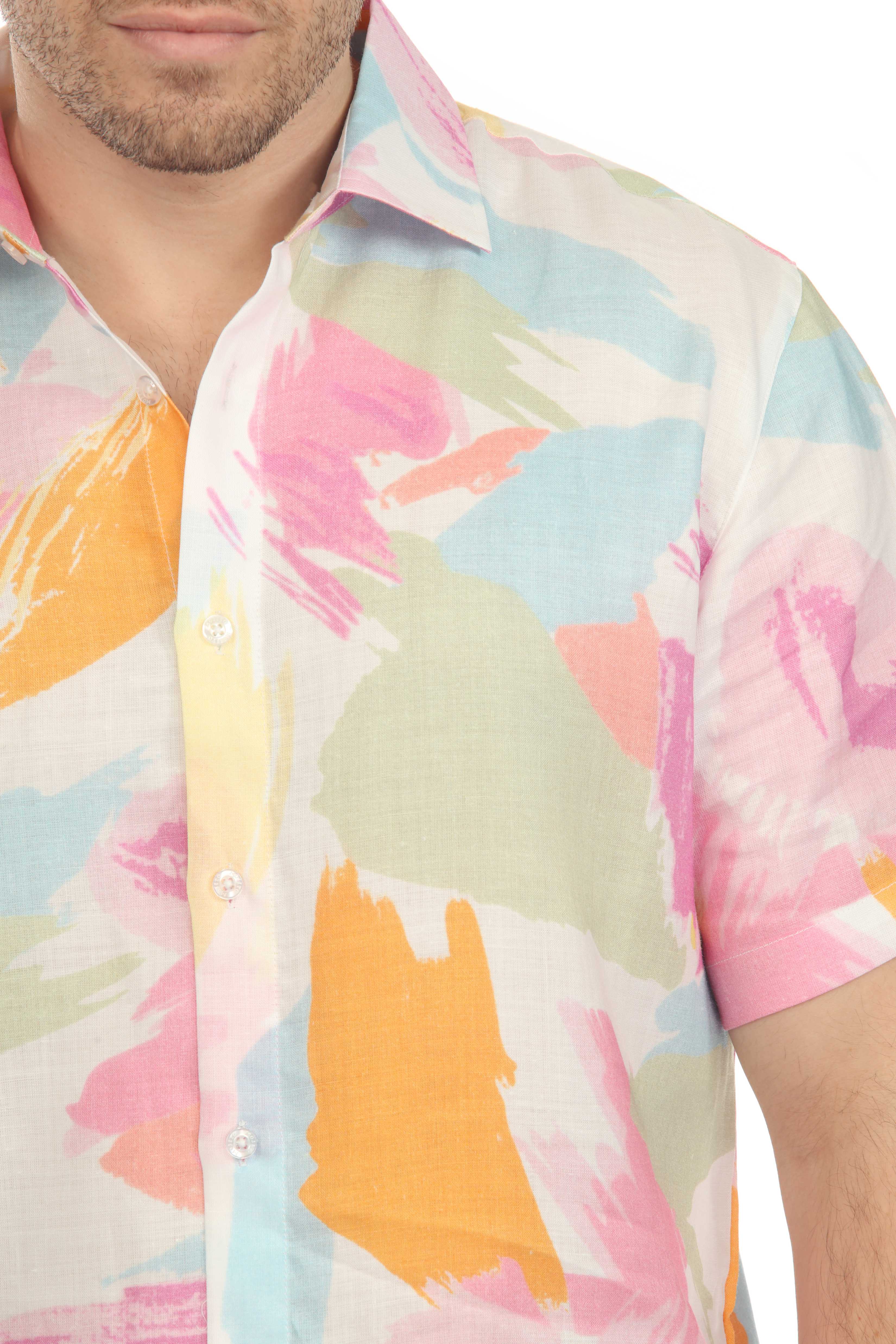 Camisa de lino 100 % con estampado abstracto pastel y manga corta