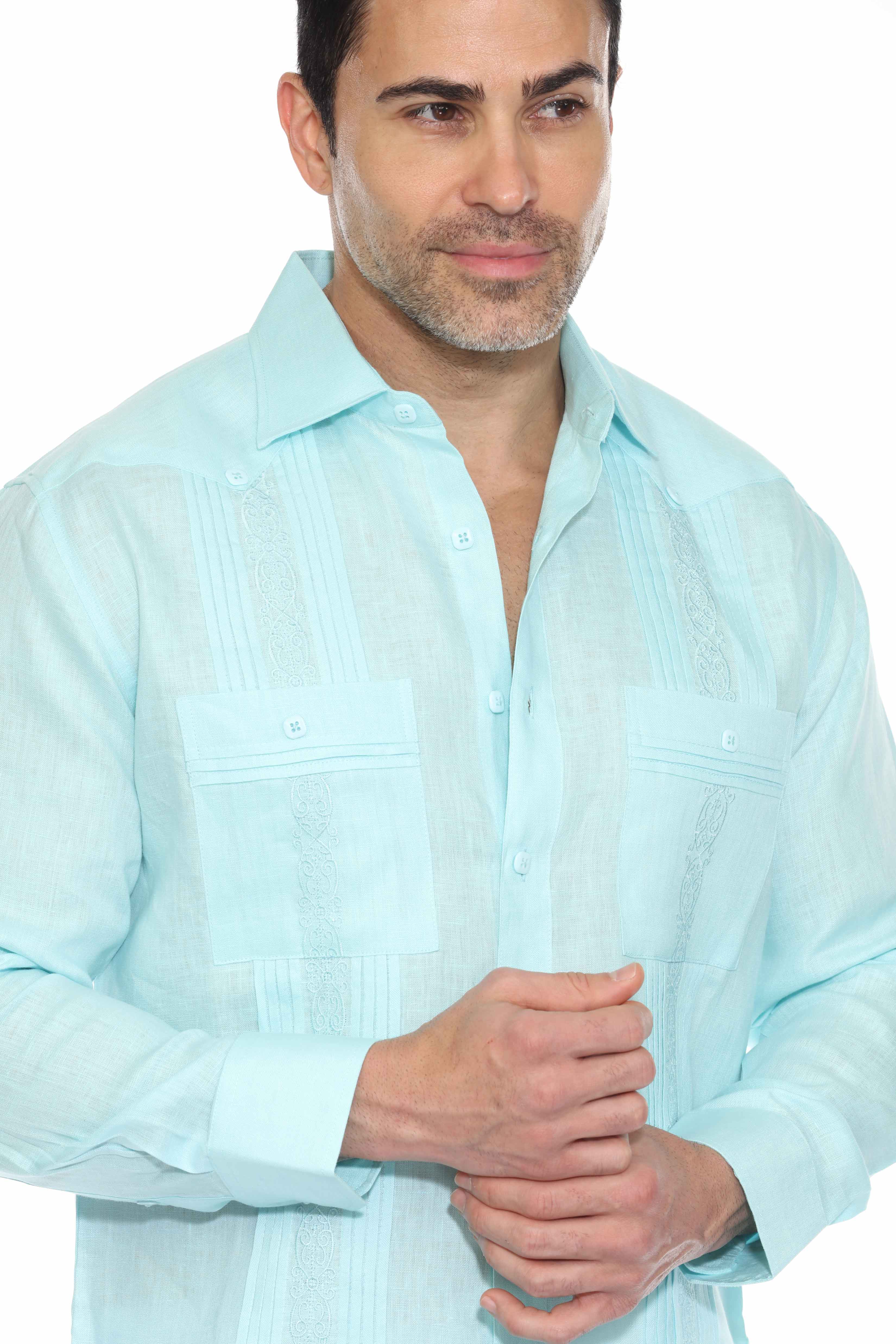 Camisa Guayabera Chacabana 100% Lino para Hombre, Manga Larga, con Bordado y Detalle de Pinzas