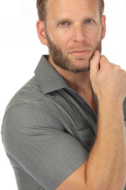 Men's Two-Pocket Chambray Guayamisa Shirt with Pleating