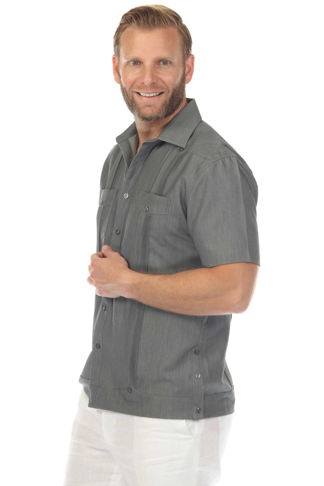 Men's Two-Pocket Chambray Guayamisa Shirt with Pleating
