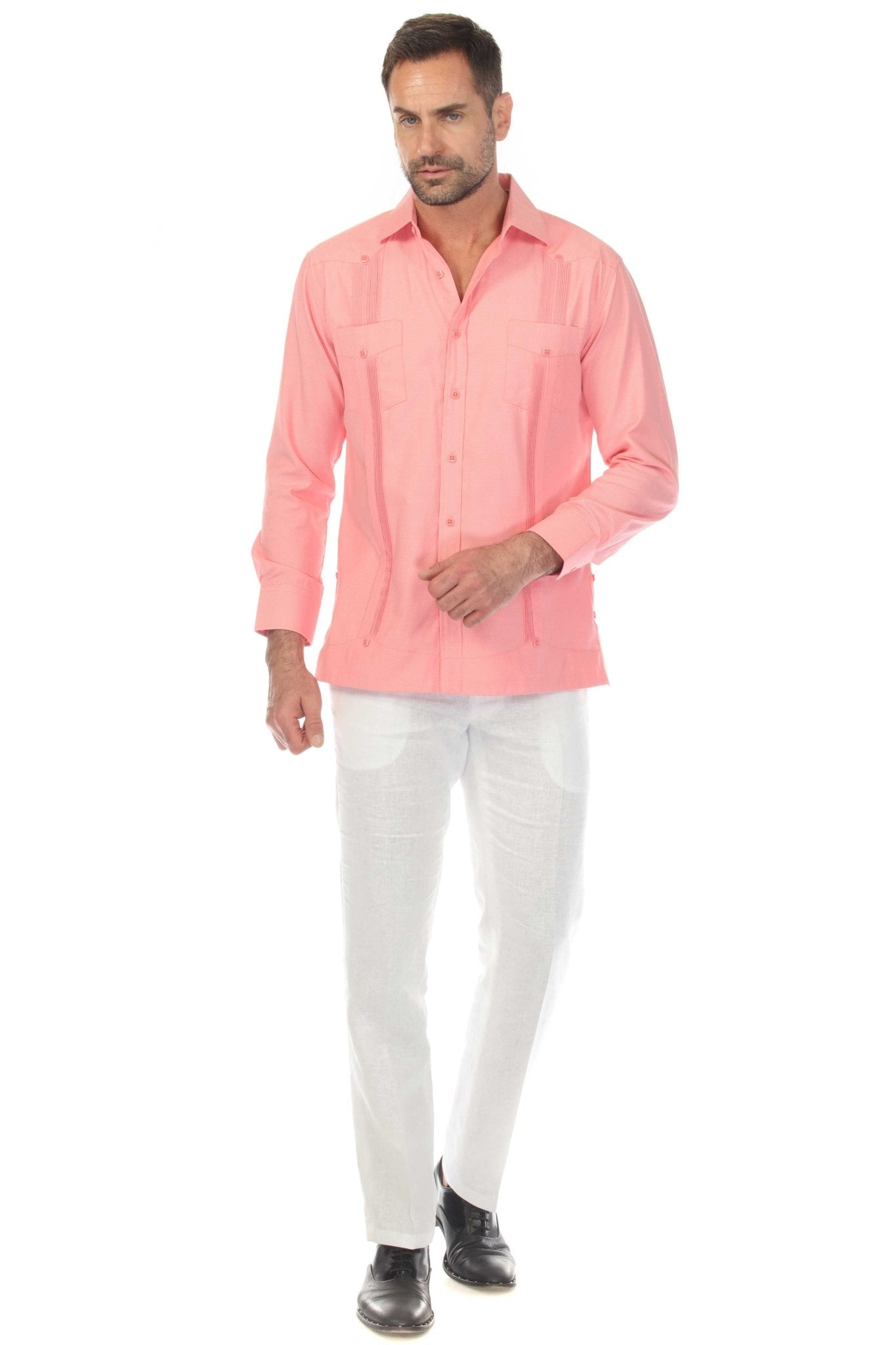 Guayabera elegante de dos bolsillos para hombre con textura y botones cuadrados finos