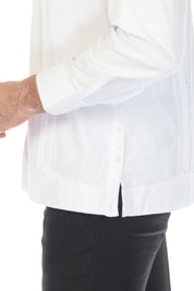 Guayabera elegante de dos bolsillos para hombre con textura y botones cuadrados finos