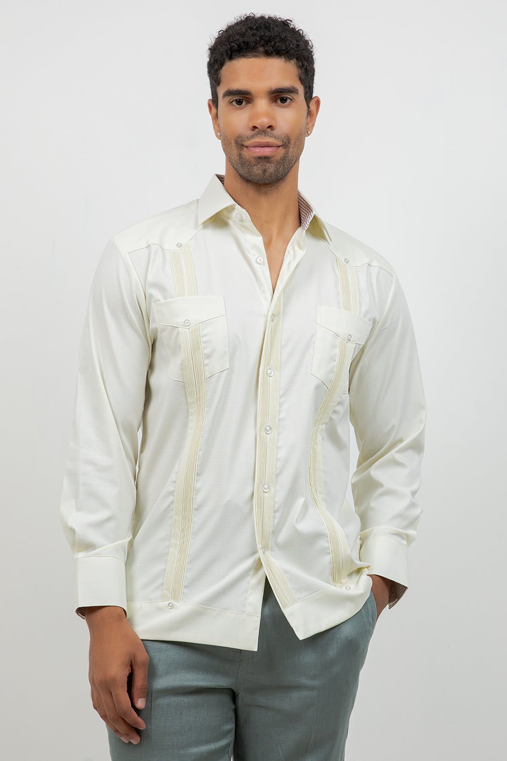Cotton Blend Guayabera Long Sleeve Two Pocket Block Pleated