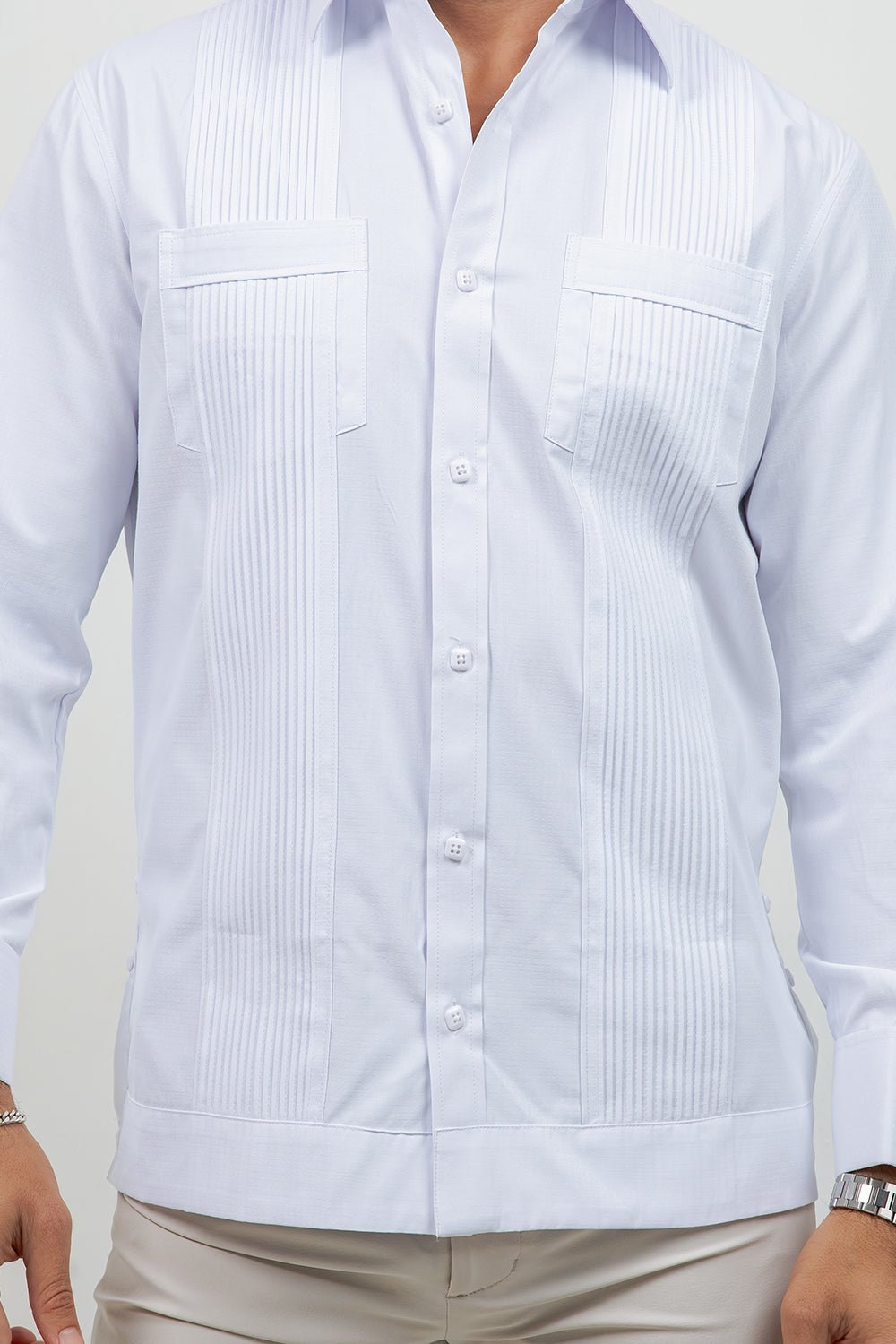 Men's white cotton blend guayabera shirt, long sleeve, close-up of pleating detail, Mojito Collection