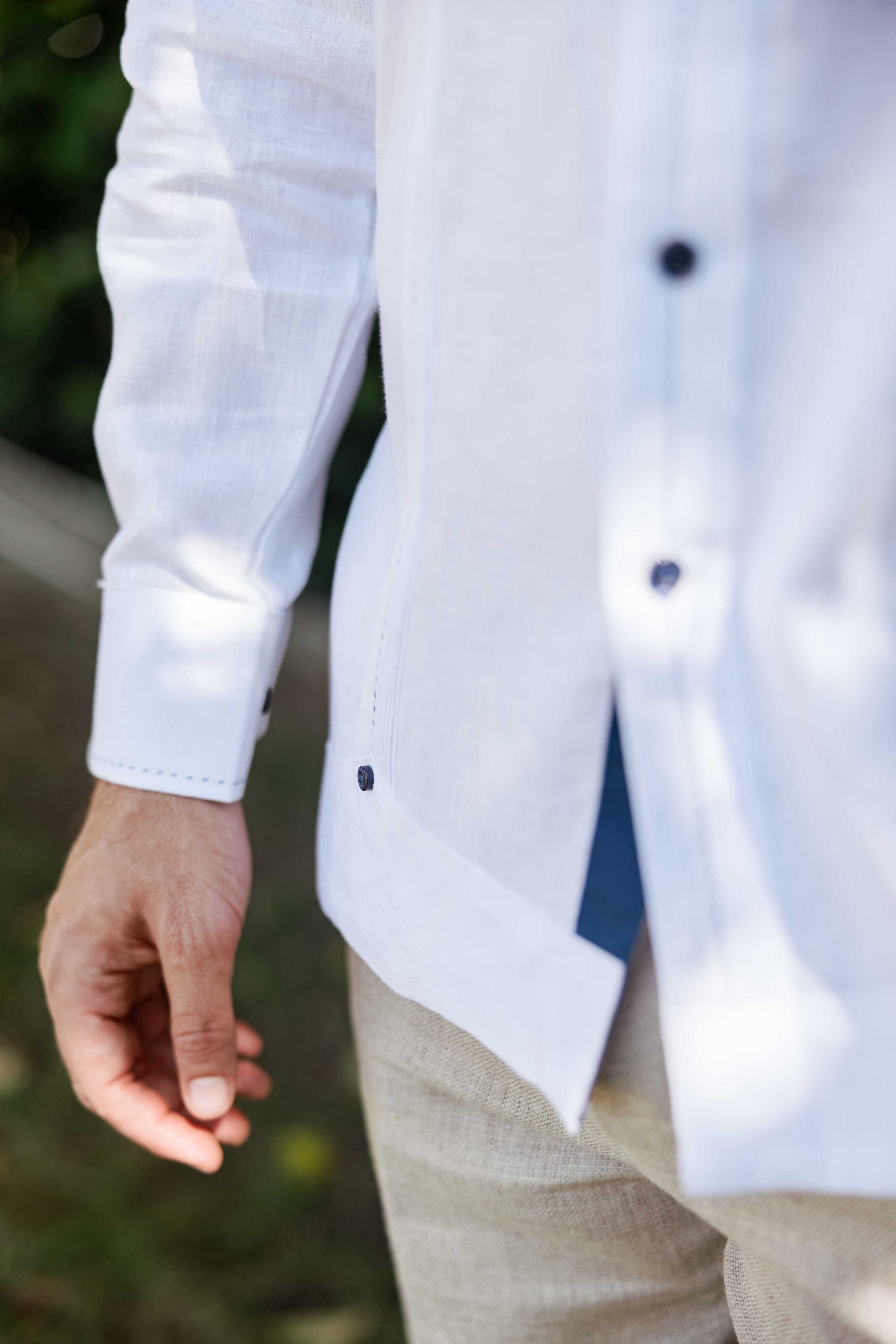 Mojito Men's 100% Linen Guayabera Chacabana Shirt Long Sleeve with Contrast Trim & Modern Pleats