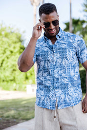 Mojito Lightweight Modern Blue Leaf Pattern Print Stretch Shirt
