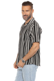 Camisa informal de punto trenzado a rayas con botones