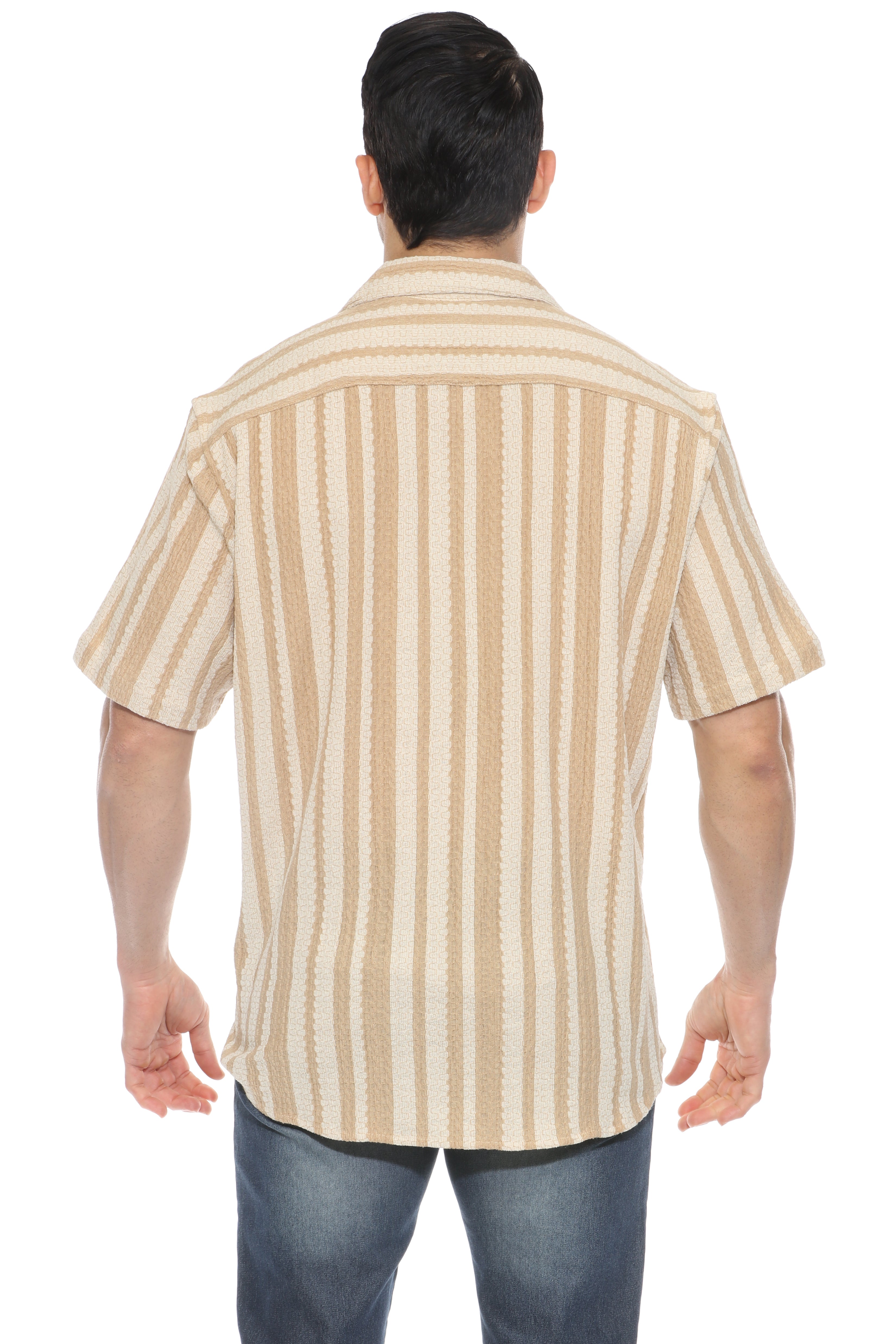 Camisa informal de punto trenzado a rayas con botones