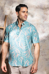 Camisa elástica con estampado elegante de manga corta para hombre