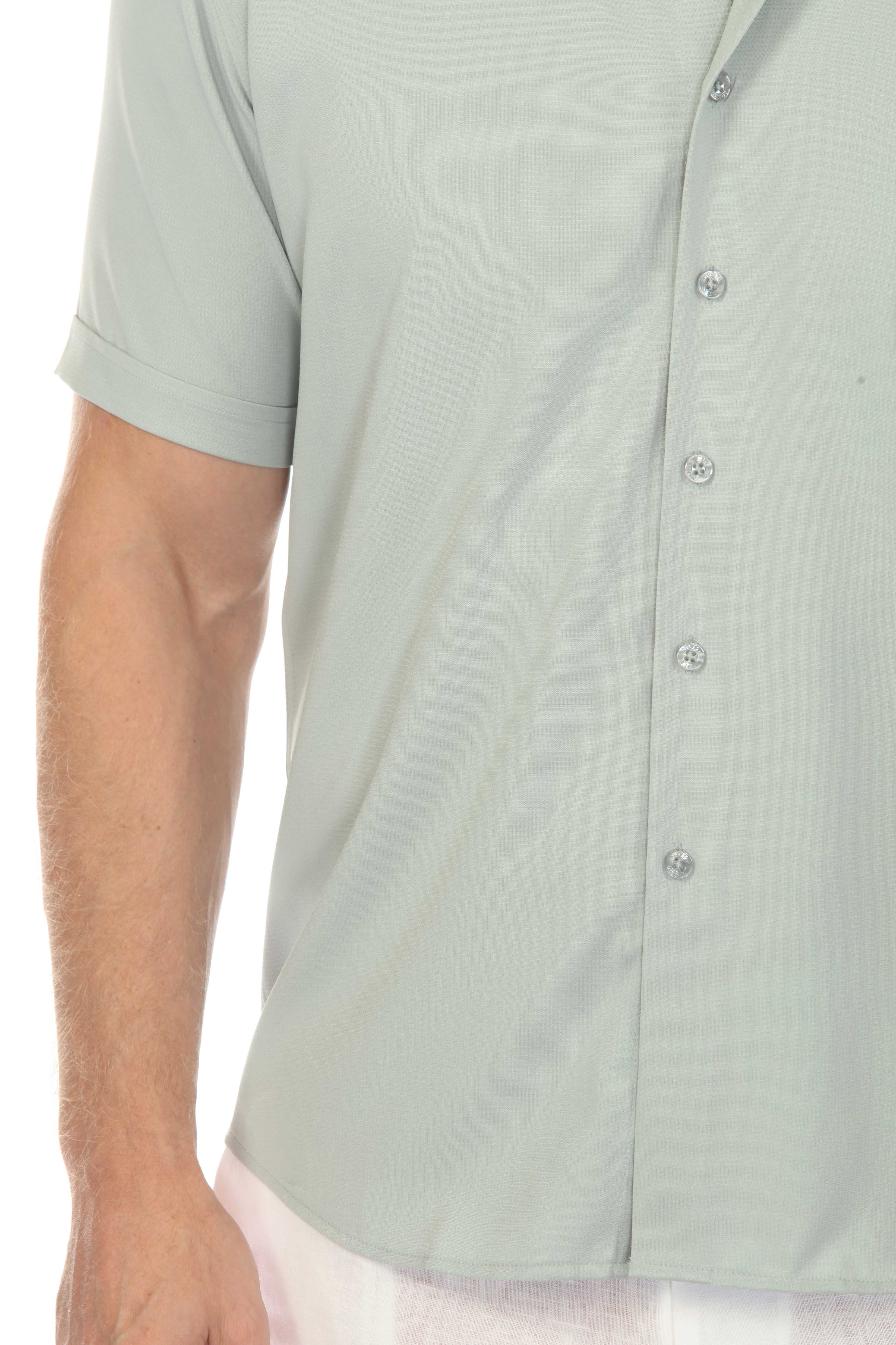 Men’s Classic 4-Way Stretch Short Sleeve Shirt