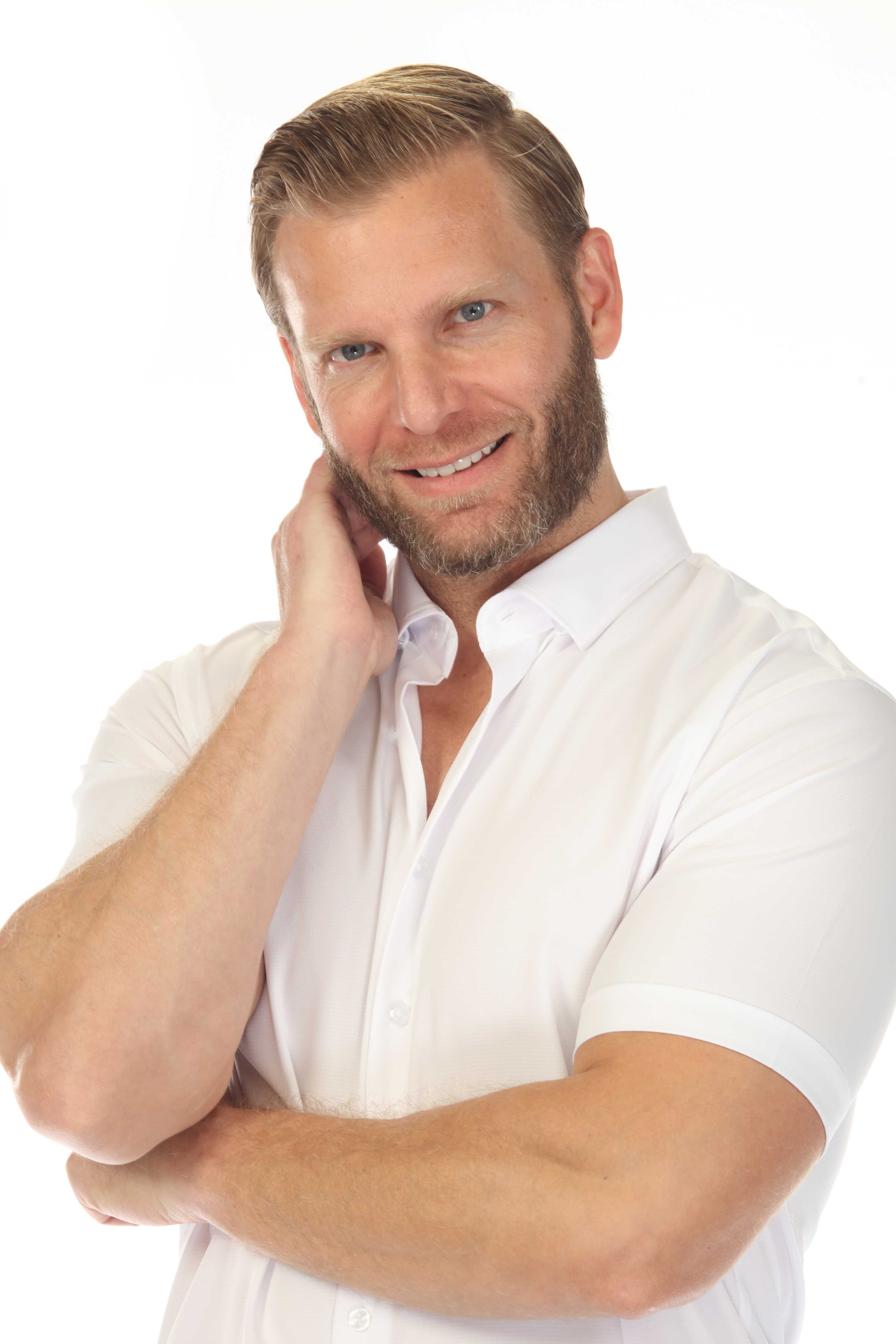 Men’s Classic 4-Way Stretch Short Sleeve Shirt