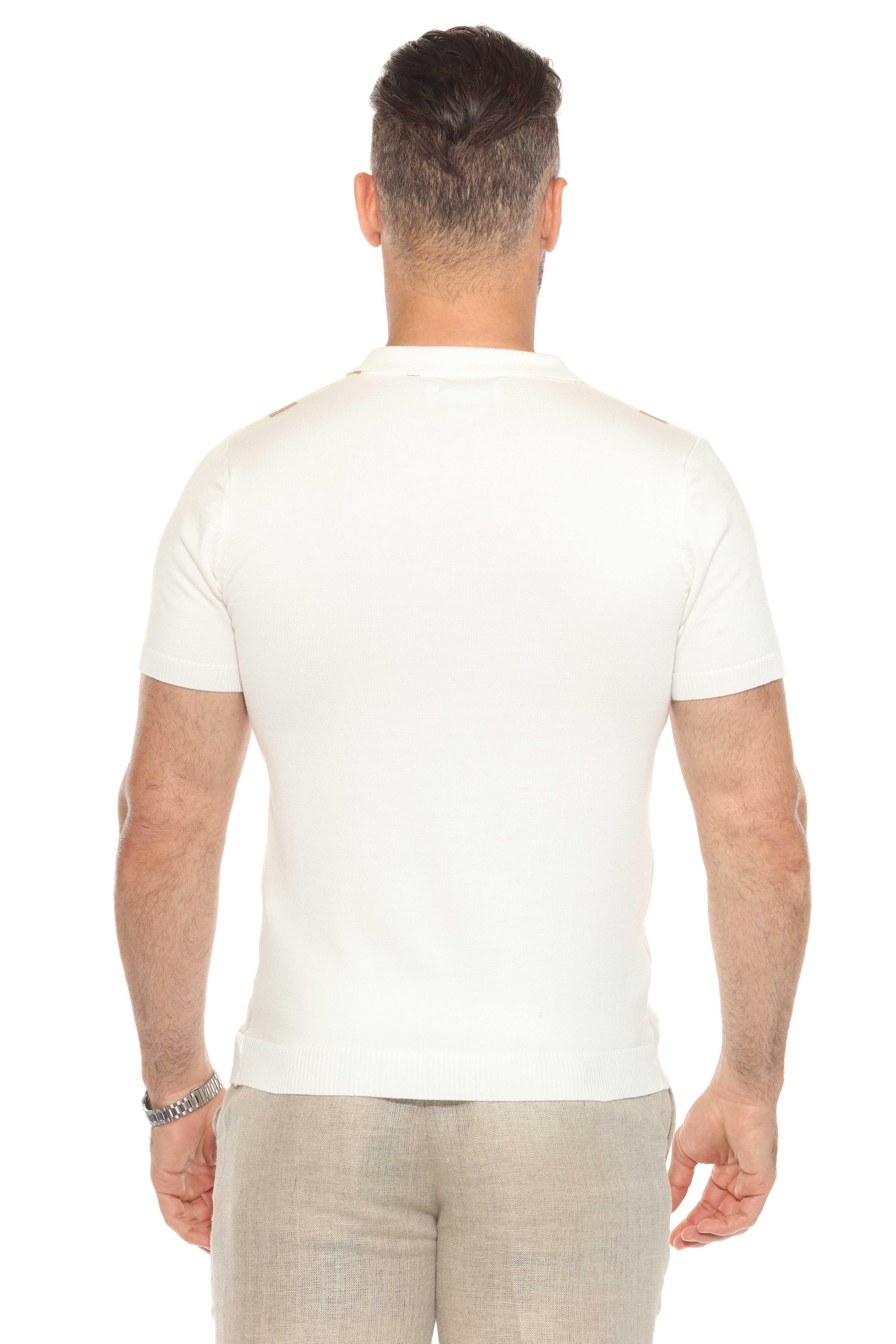 Polo informal con estampado de rayas texturizadas y elegante