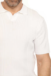 Polo informal con estampado de rayas texturizadas y elegante