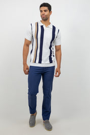 Polo informal con estampado de rayas texturizadas y elegante