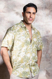 Camisa de manga corta de mezcla de lino con diseño cruzado para hombre