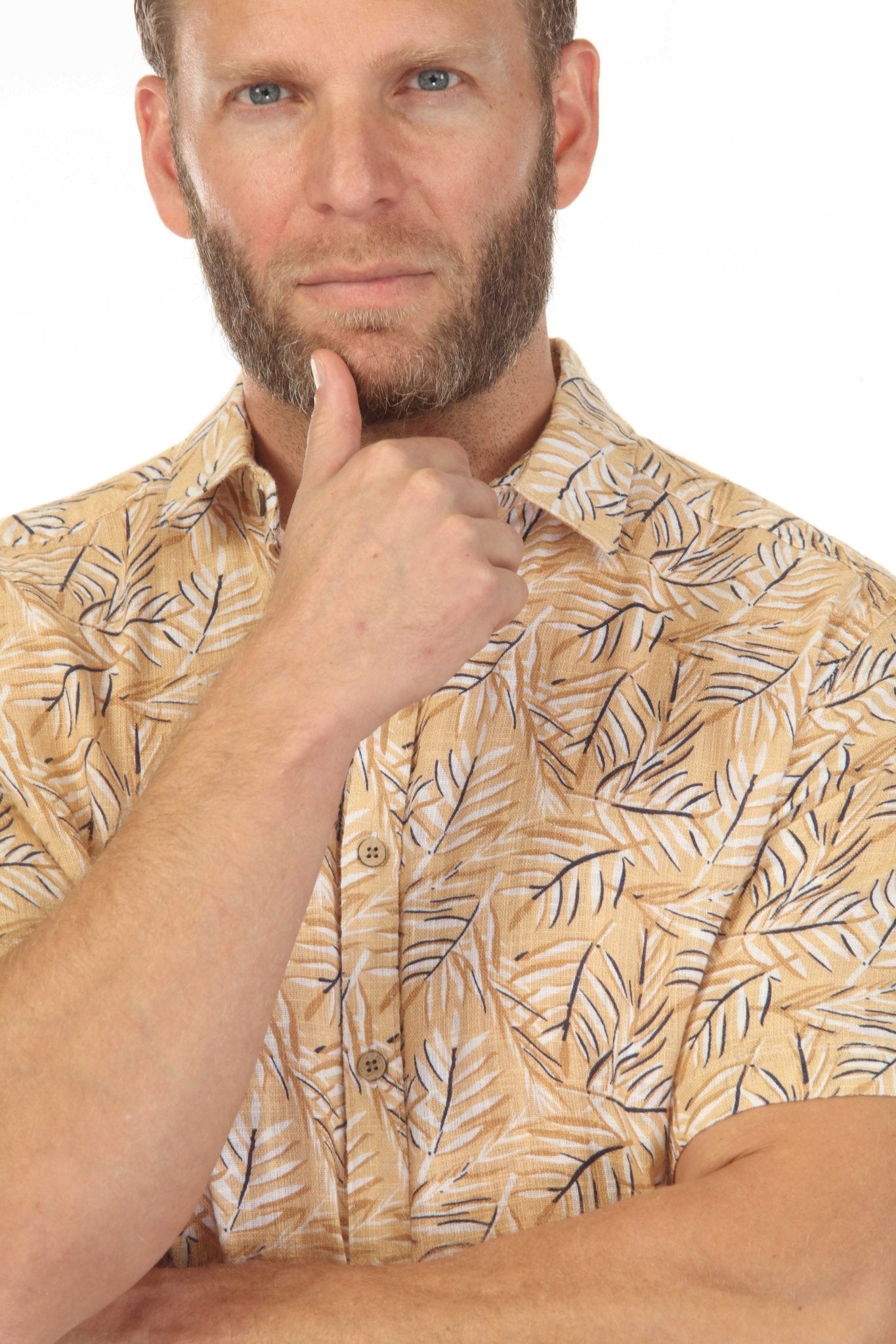 Camisa de manga corta de mezcla de lino con diseño cruzado para hombre