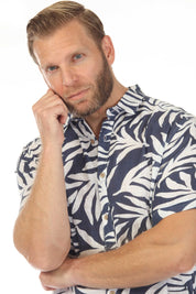 Camisa de manga corta de mezcla de lino con diseño cruzado para hombre