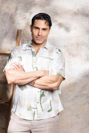 Camisa de manga corta de mezcla de lino con diseño cruzado para hombre