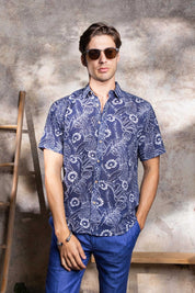 Camisa de manga corta de mezcla de lino con diseño cruzado para hombre