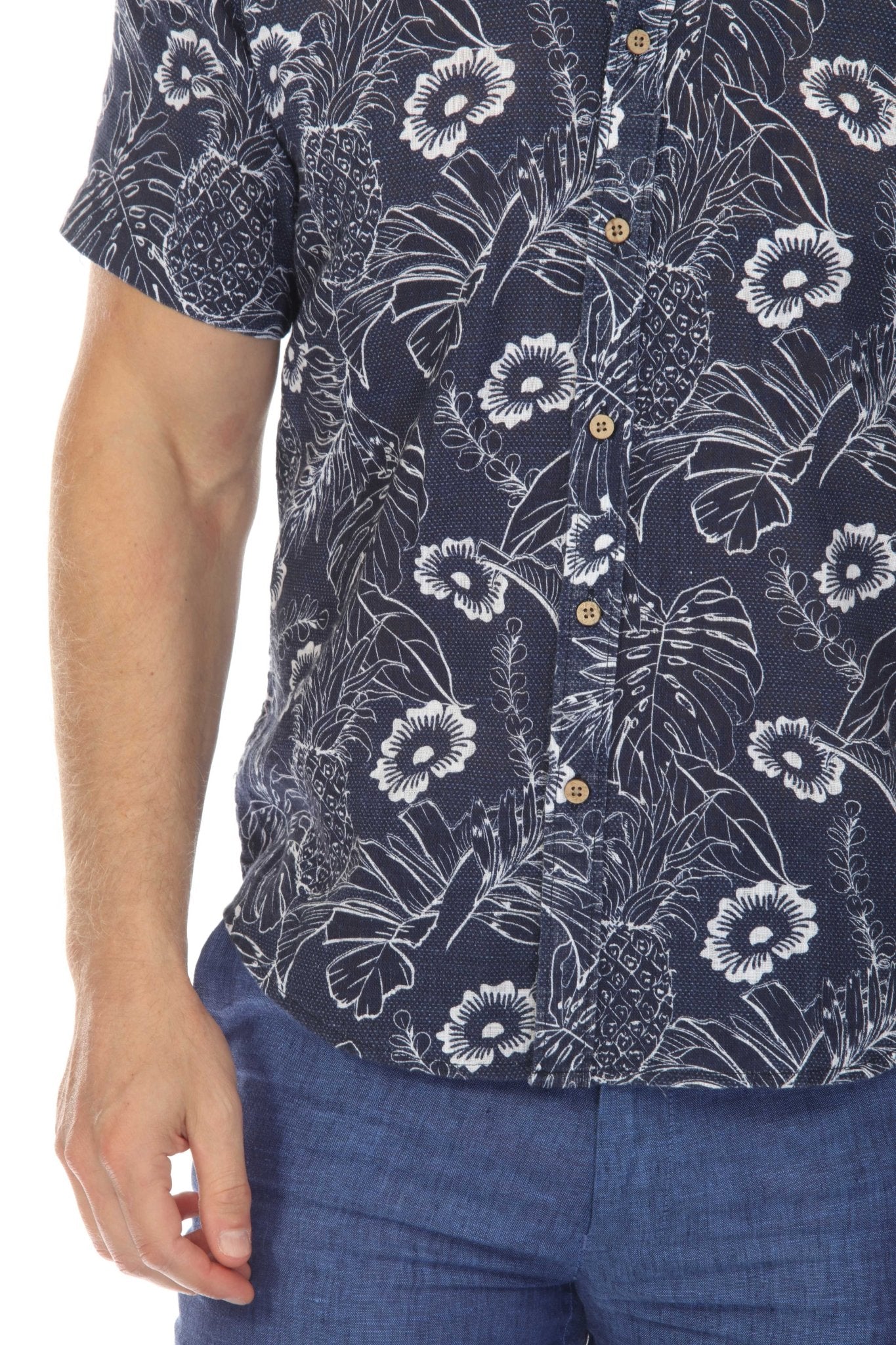 Camisa de manga corta de mezcla de lino con diseño cruzado para hombre